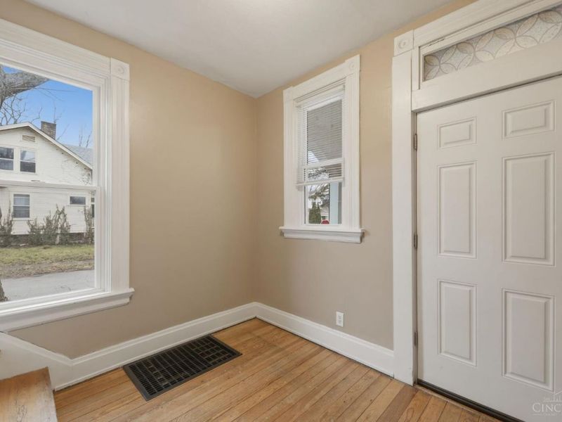 4700 Ward Street, Cincinnati, OH 45227 Photo 8