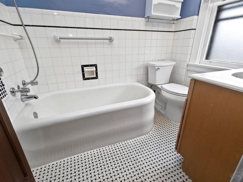 4925 Shirley Place, Cincinnati, OH 45238 Photo 22