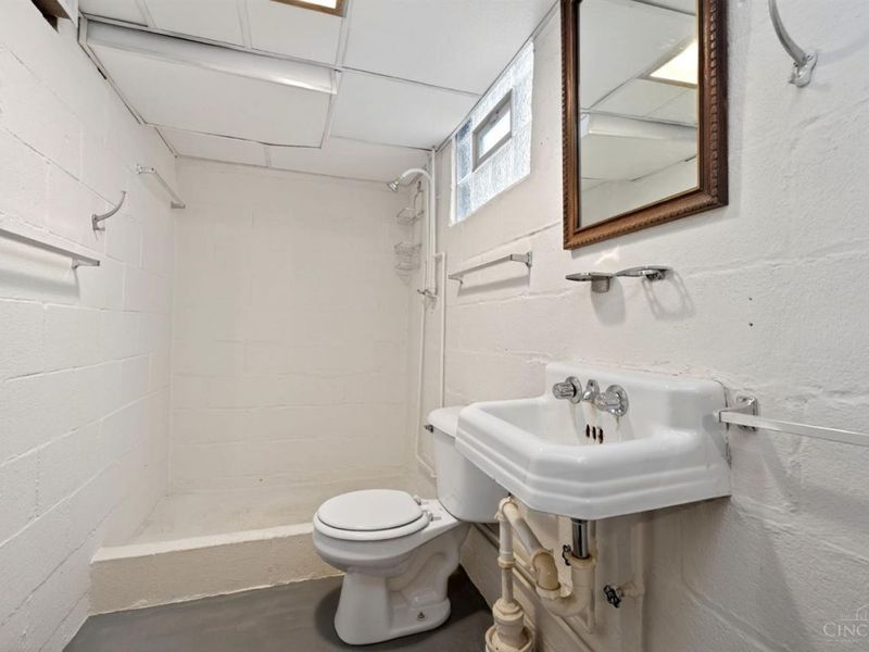 4925 Shirley Place, Cincinnati, OH 45238 Photo 31