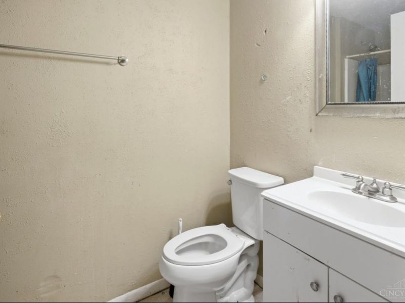 993 Havensport Drive, Forest Park, OH 45240 Photo 13