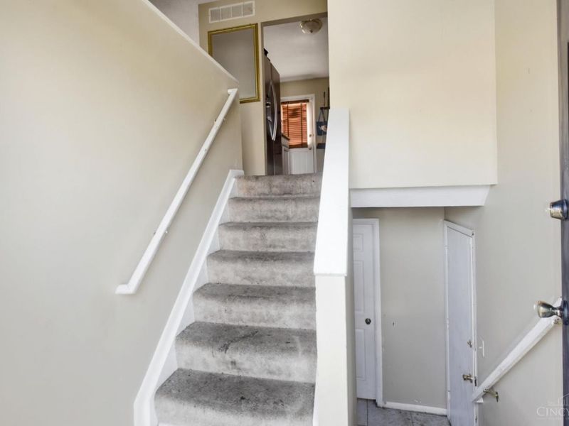 993 Havensport Drive, Forest Park, OH 45240 Photo 2