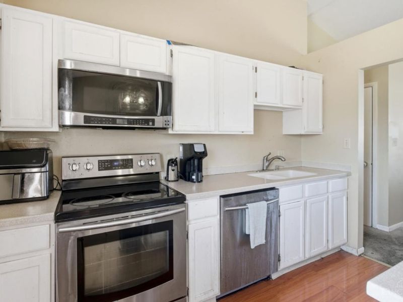 993 Havensport Drive, Forest Park, OH 45240 Photo 6