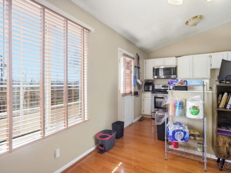 993 Havensport Drive, Forest Park, OH 45240 Photo 8