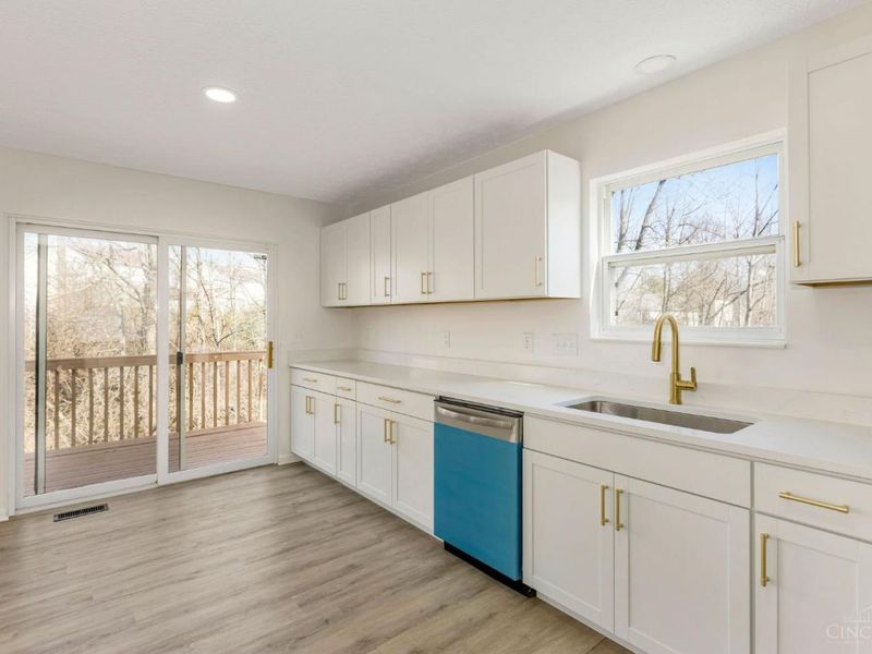 9577 Creekhill Drive, Springfield Twp., OH 45231 Photo 17