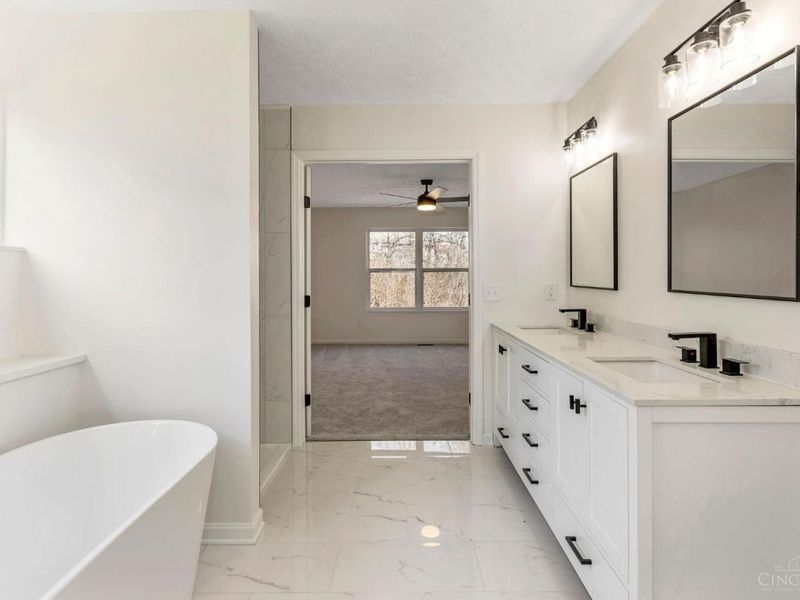 9577 Creekhill Drive, Springfield Twp., OH 45231 Photo 24