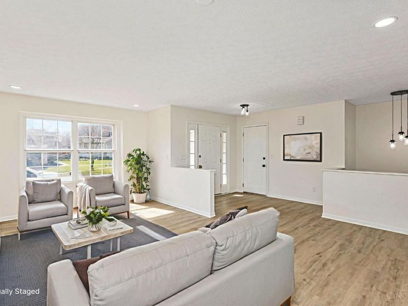 9577 Creekhill Drive, Springfield Twp., OH 45231 Photo 5