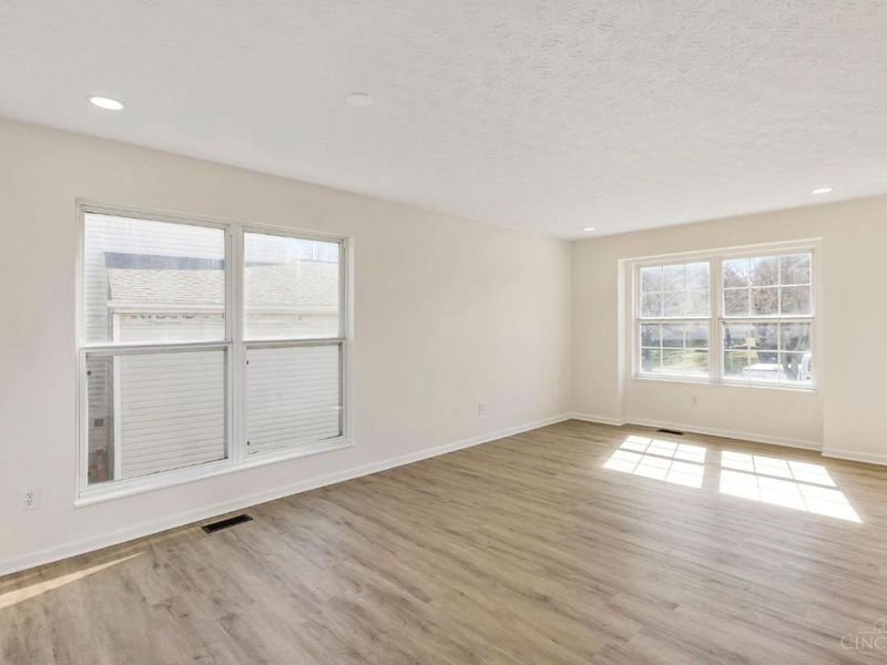 9577 Creekhill Drive, Springfield Twp., OH 45231 Photo 8