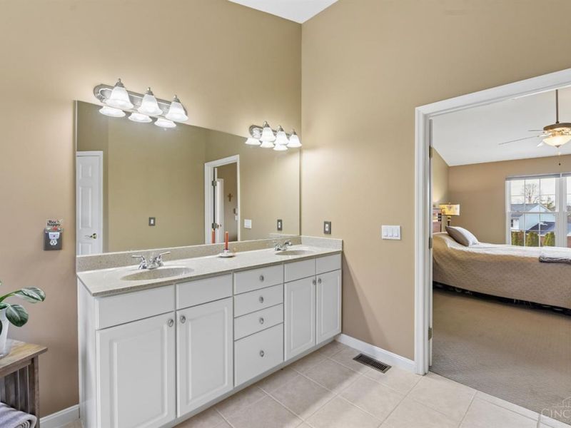 8320 Katies Court, Anderson Twp, OH 45244 Photo 23