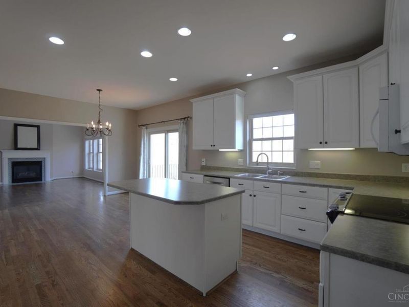 5876 Sutters Mill Drive, Green Township, OH 45247 Photo 10