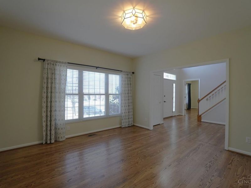 5876 Sutters Mill Drive, Green Township, OH 45247 Photo 11