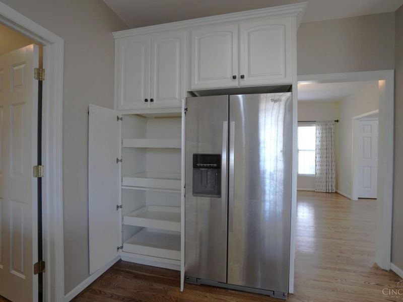 5876 Sutters Mill Drive, Green Township, OH 45247 Photo 12