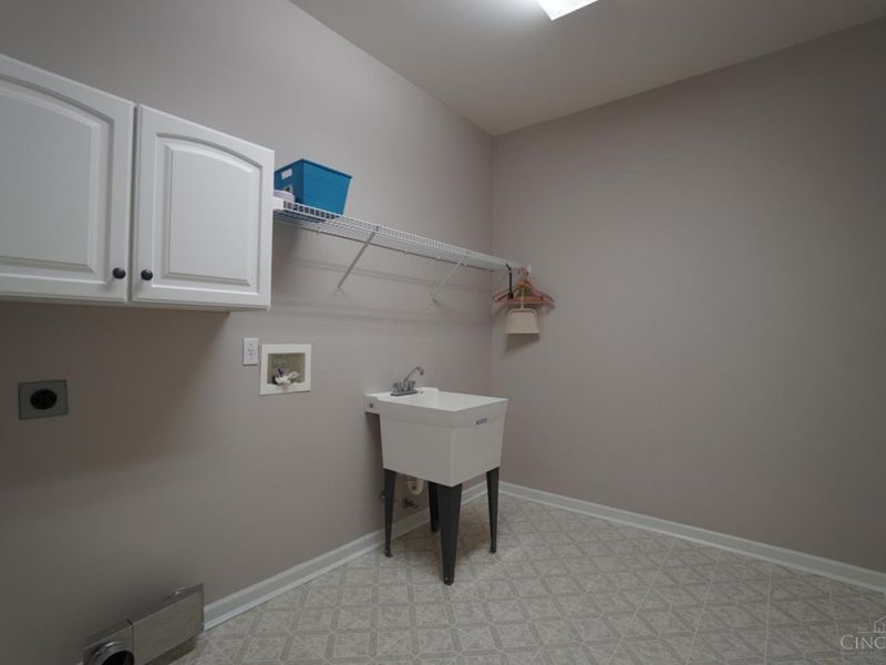 5876 Sutters Mill Drive, Green Township, OH 45247 Photo 32