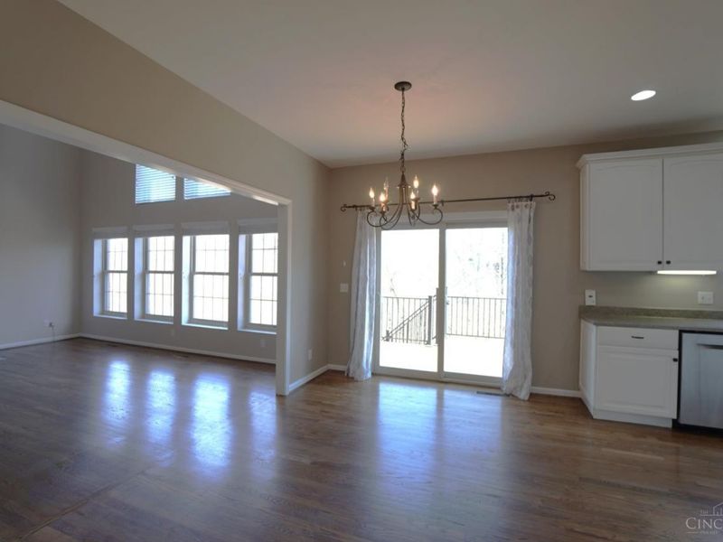 5876 Sutters Mill Drive, Green Township, OH 45247 Photo 4