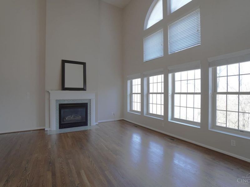 5876 Sutters Mill Drive, Green Township, OH 45247 Photo 8