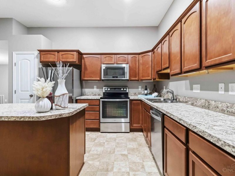 1456 Twin Spires Drive, Batavia Twp, OH 45103 Photo 13