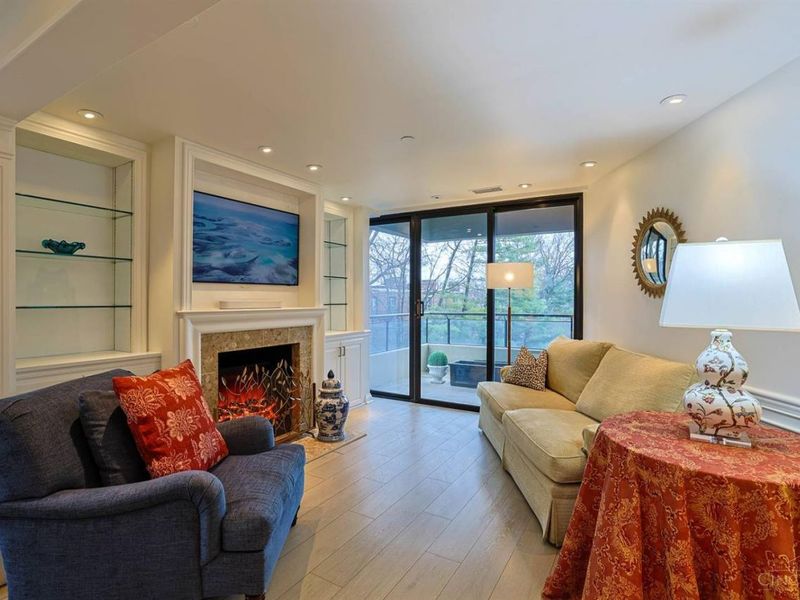 2121 Alpine Place, Unit 301, Cincinnati, OH 45206 Photo 18