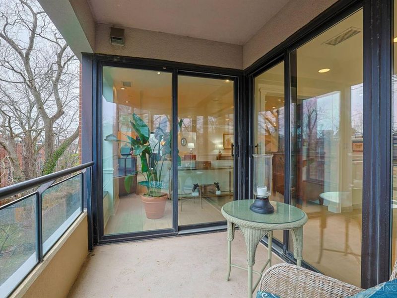 2121 Alpine Place, Unit 301, Cincinnati, OH 45206 Photo 32