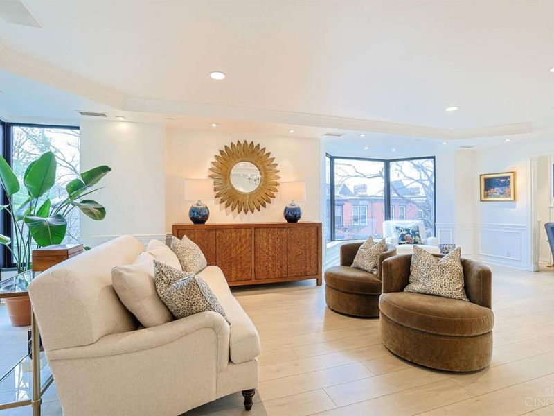 2121 Alpine Place, Unit 301, Cincinnati, OH 45206 Photo 8