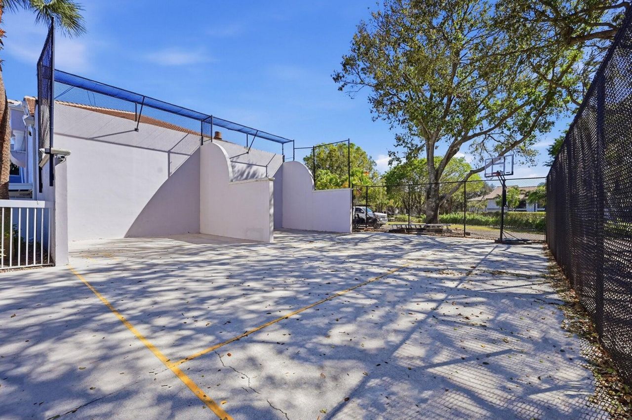 5139 Europa Drive, Unit O, Boynton Beach, FL 33437 Photo