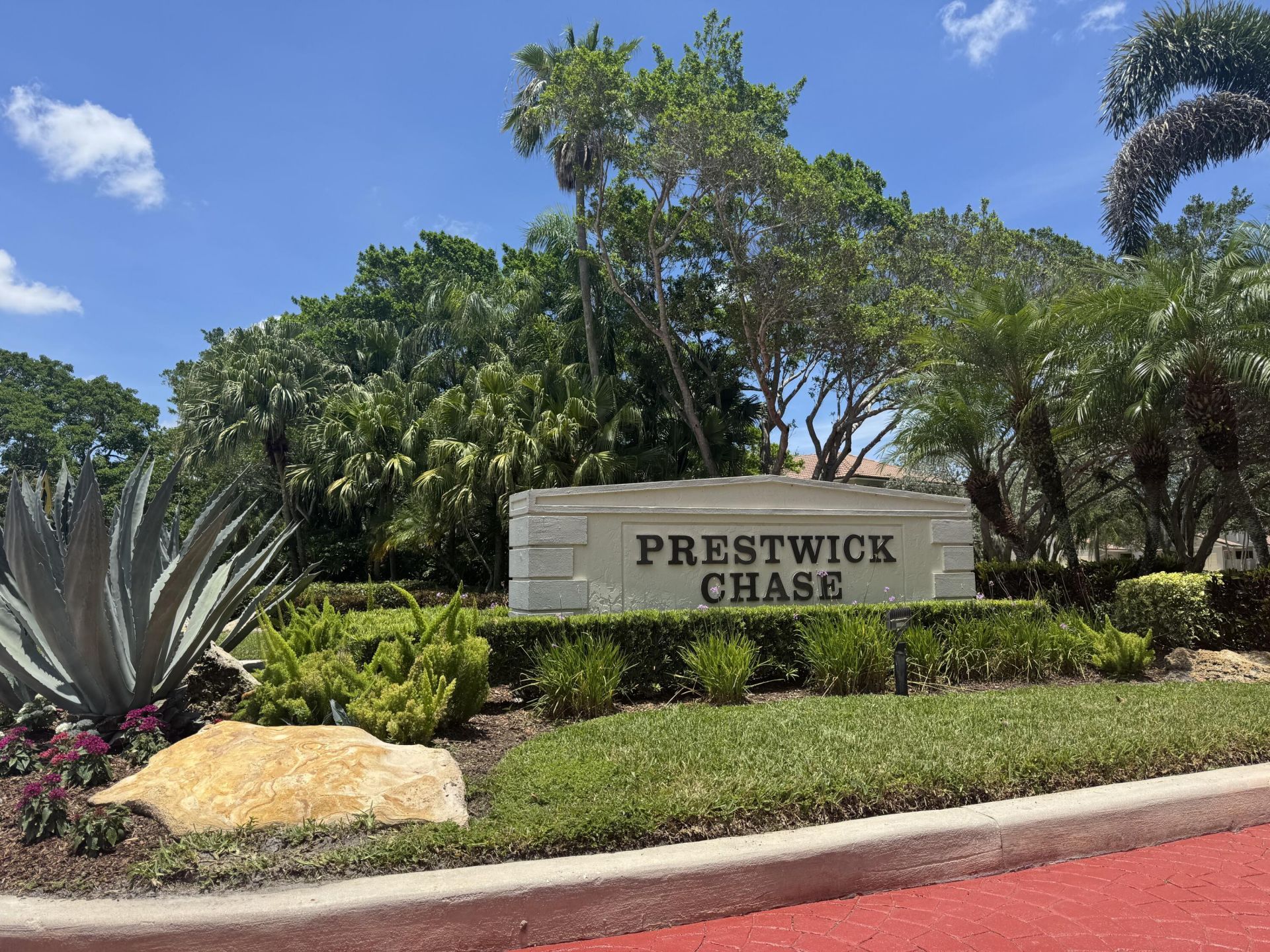 364 Prestwick Circle, Unit 4, Palm Beach Gardens, FL 33418 Photo