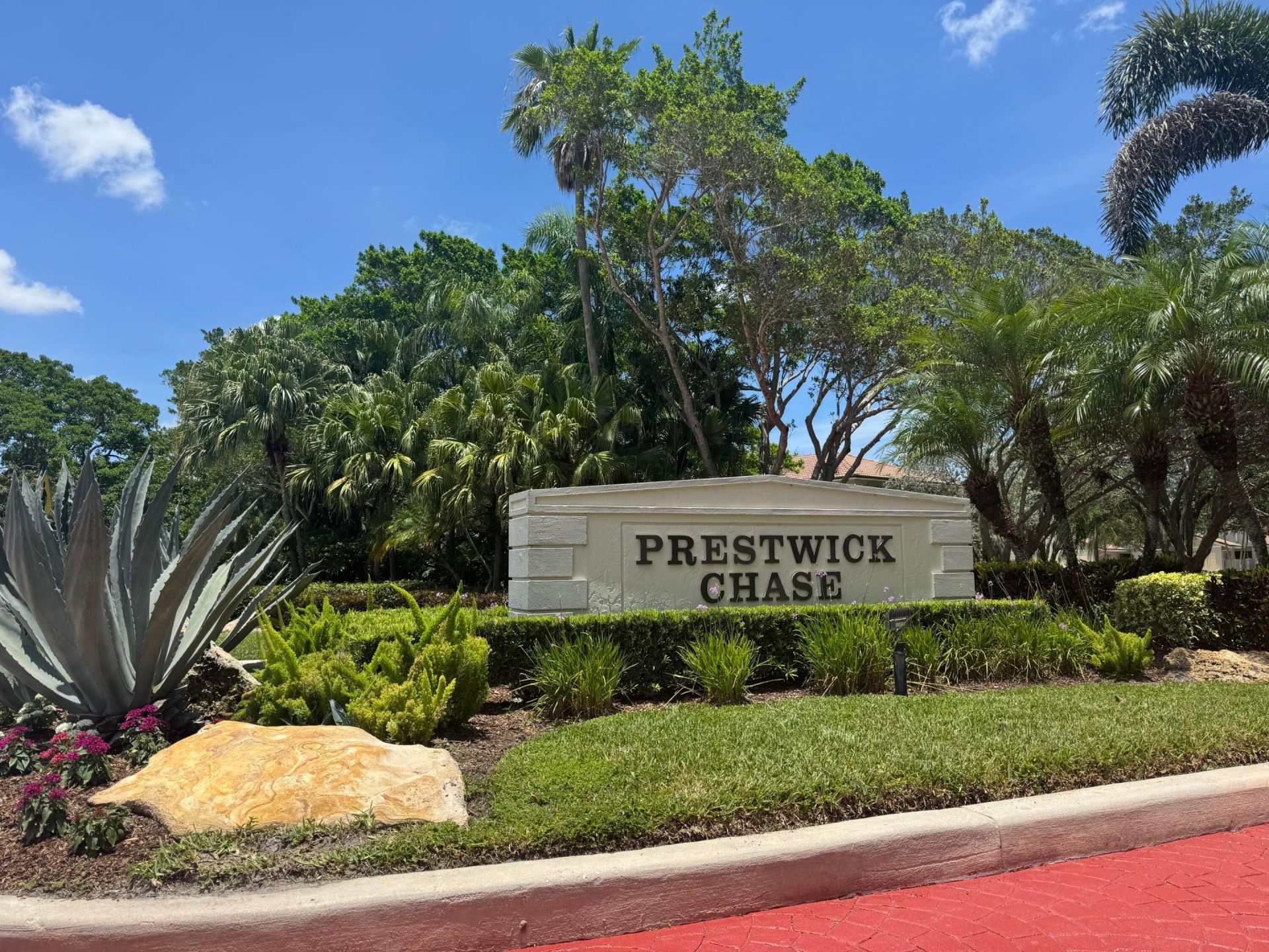 364 Prestwick Circle, Unit 4, Palm Beach Gardens, FL 33418 Photo