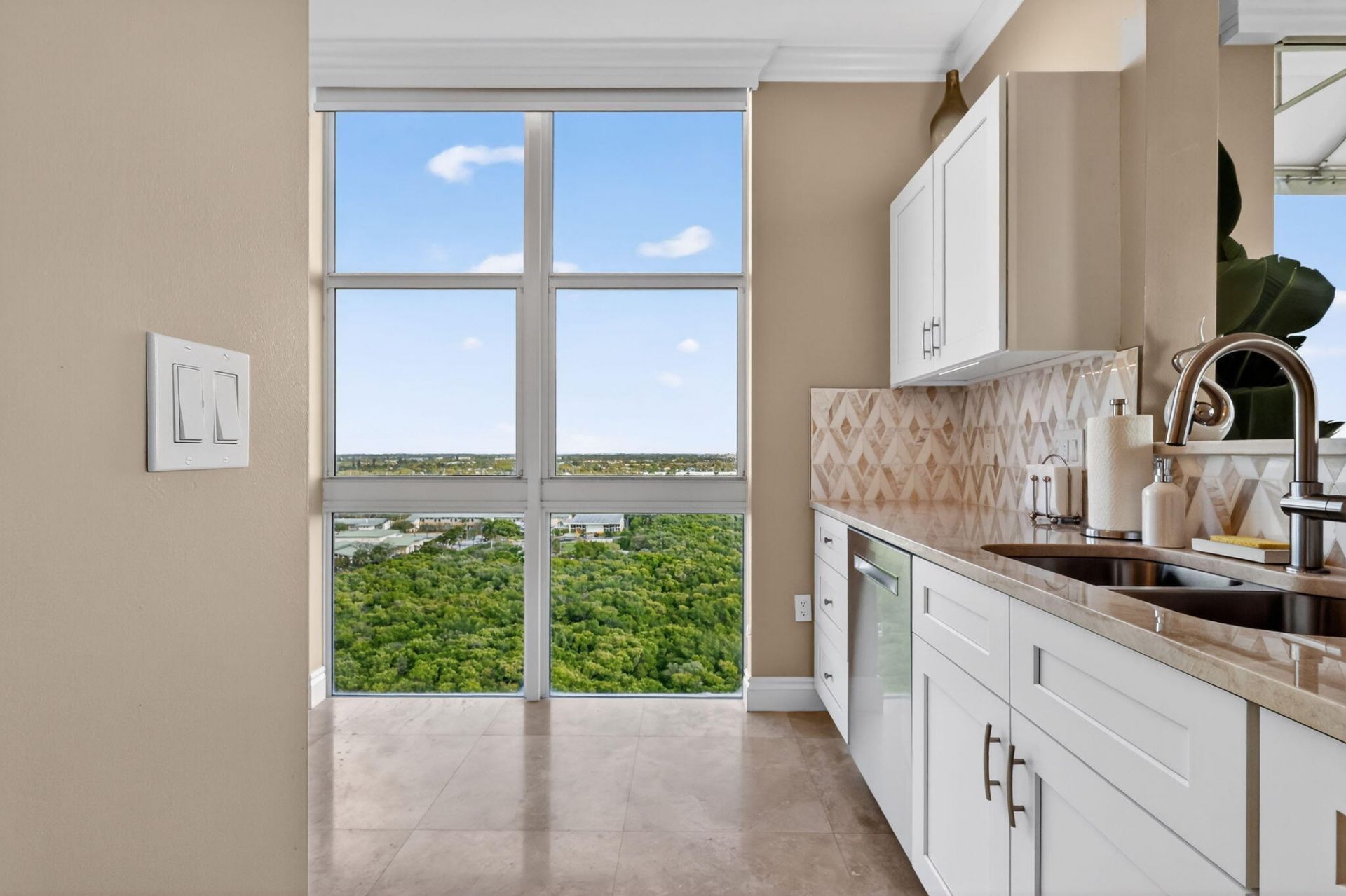 700 E Boynton Beach Boulevard, Unit Ph 2, Boynton Beach, FL 33435 Photo