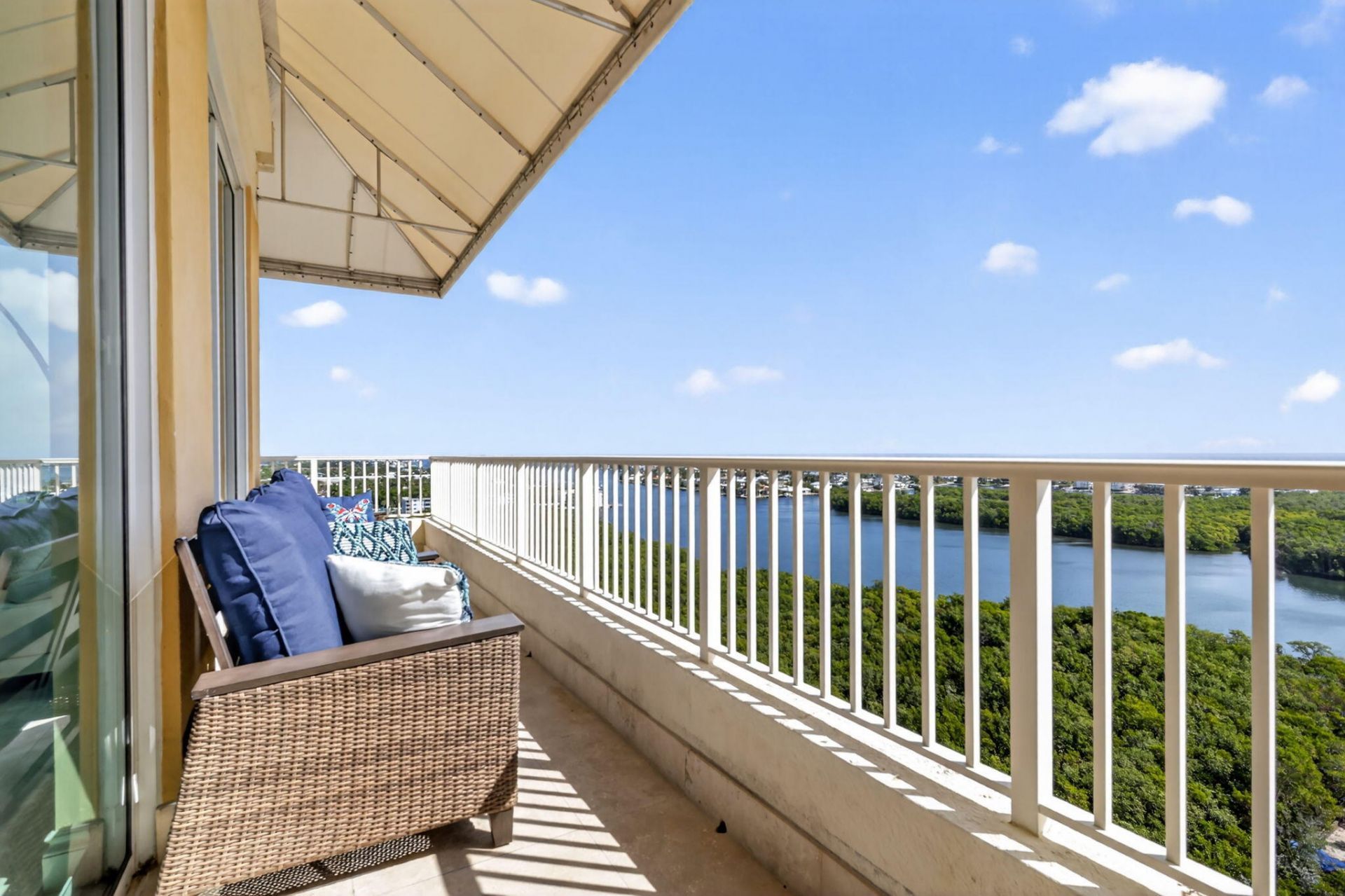 700 E Boynton Beach Boulevard, Unit Ph 2, Boynton Beach, FL 33435 Photo