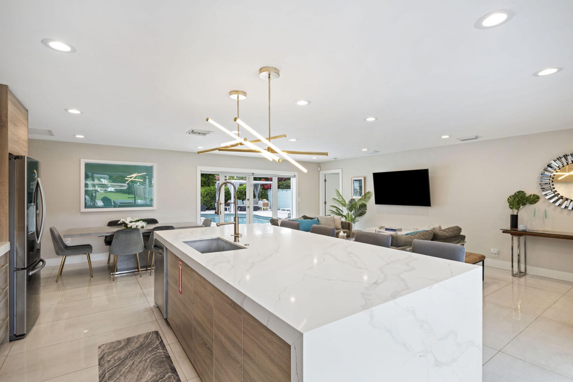 2112 NE 32nd Avenue, Fort Lauderdale, FL 33305 Photo