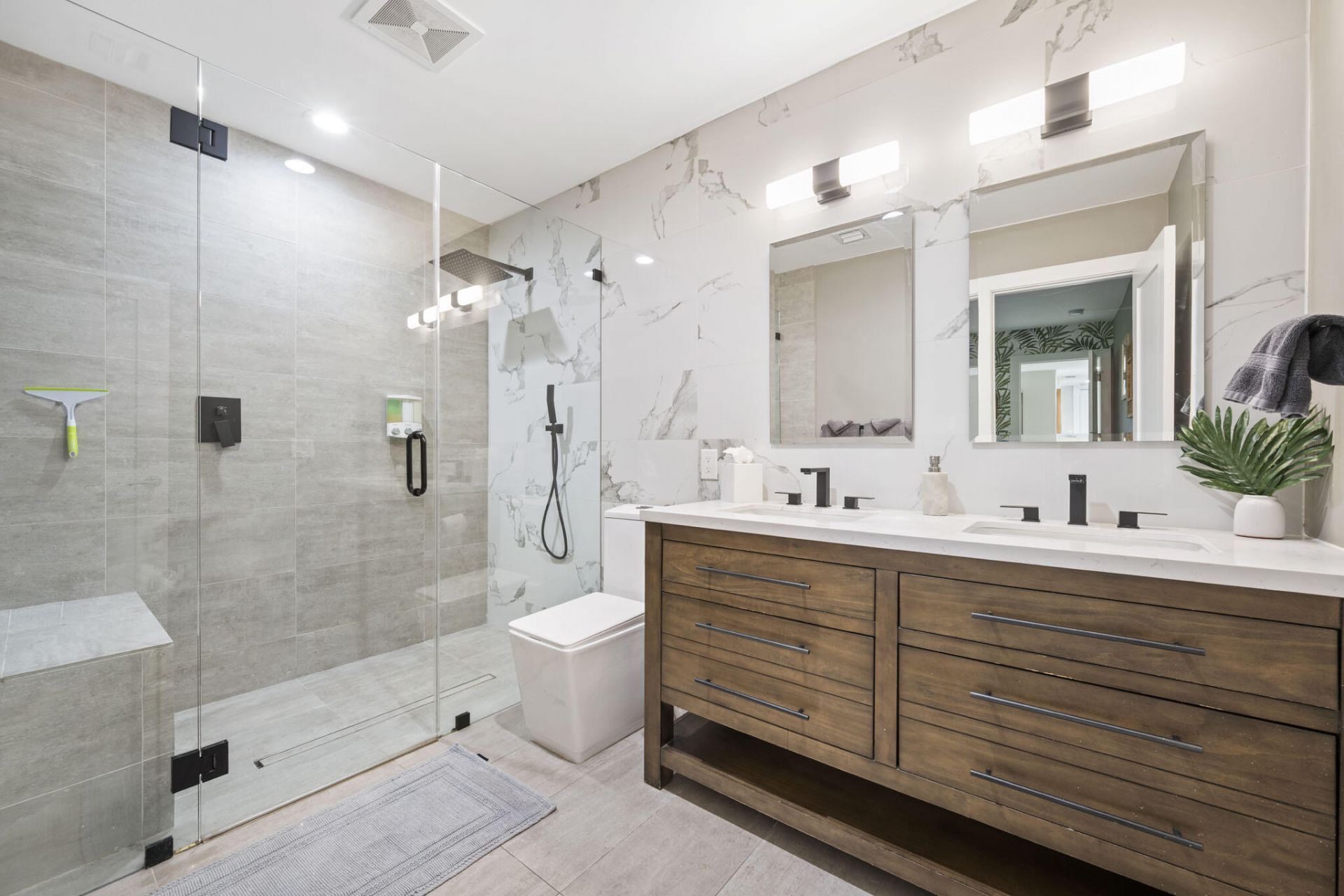 2112 NE 32nd Avenue, Fort Lauderdale, FL 33305 Photo