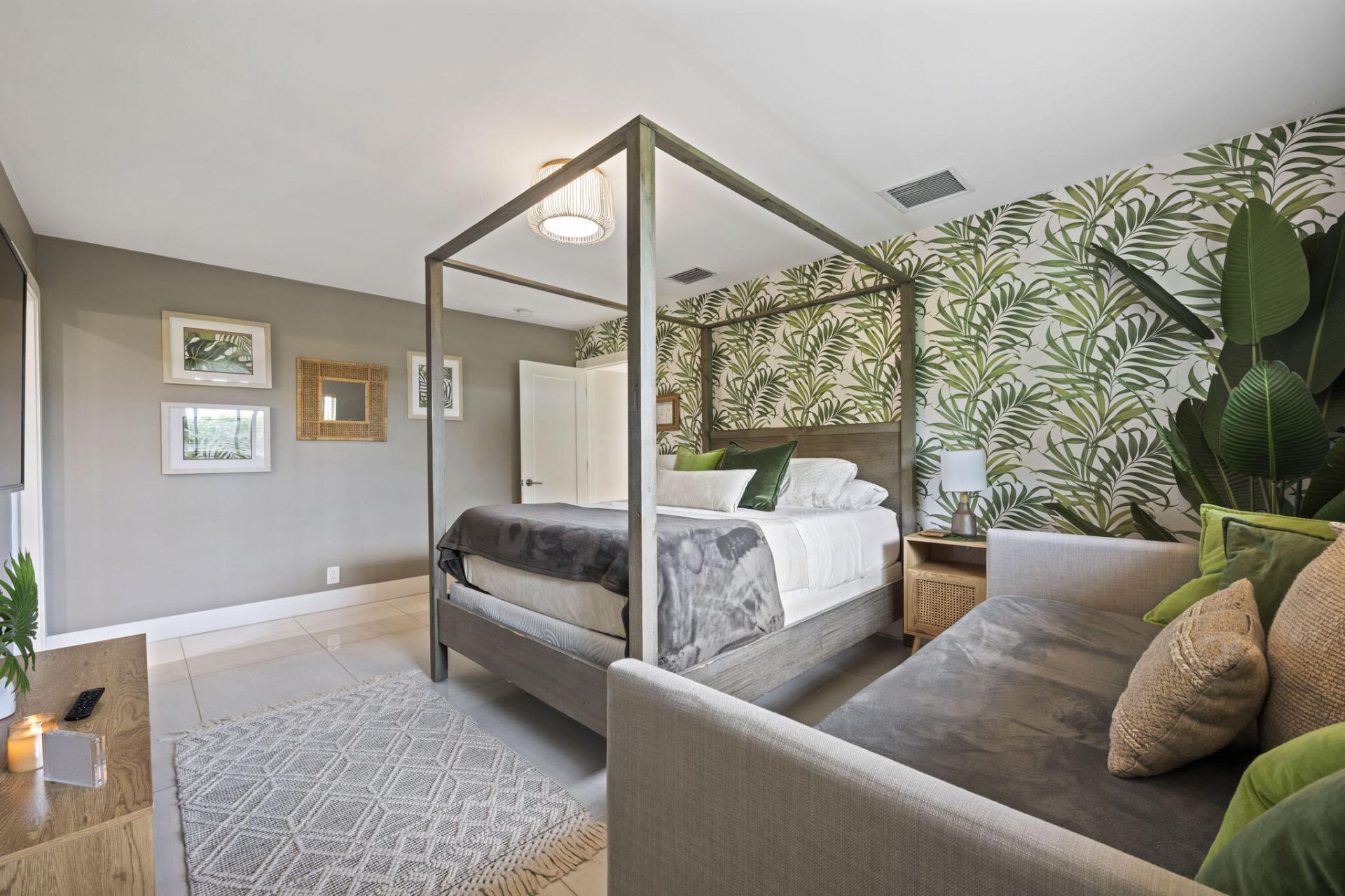 2112 NE 32nd Avenue, Fort Lauderdale, FL 33305 Photo