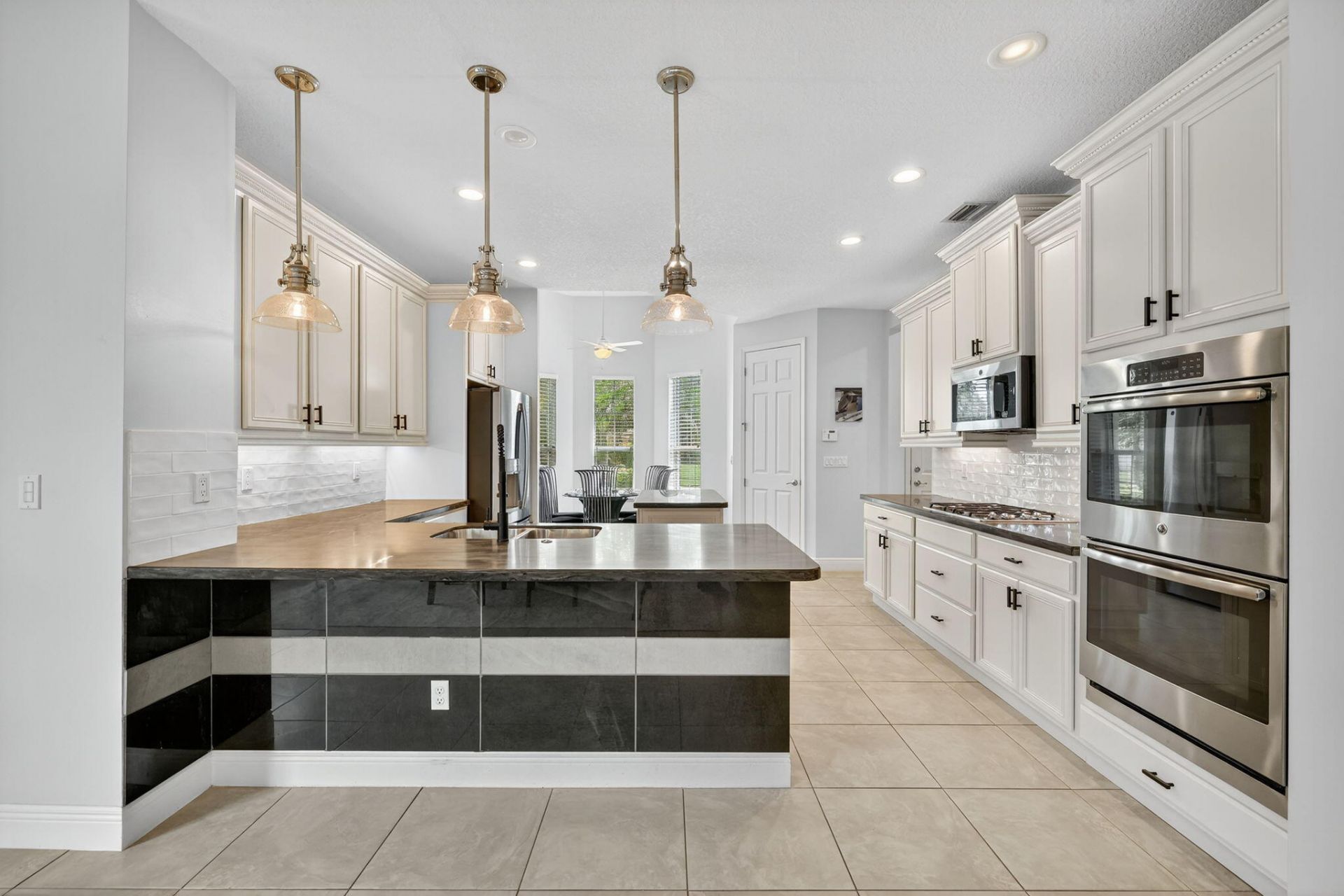 9624 SW Royal Poinciana Drive, Port Saint Lucie, FL 34987 Photo