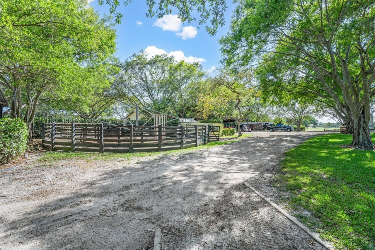 4905 130th Avenue S, Wellington, FL 33414 Photo