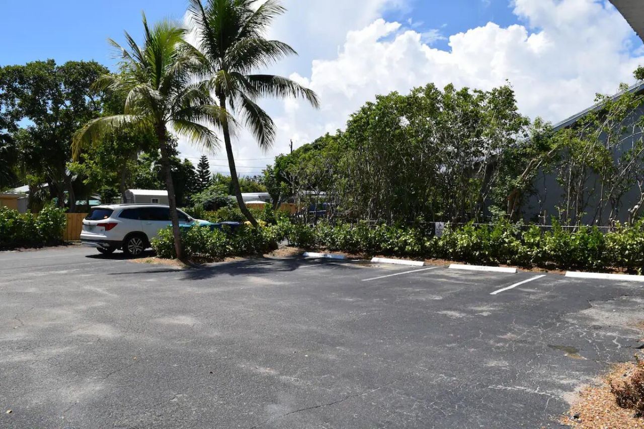 523 SE 20th Court, Unit 5, Boynton Beach, FL 33435 Photo