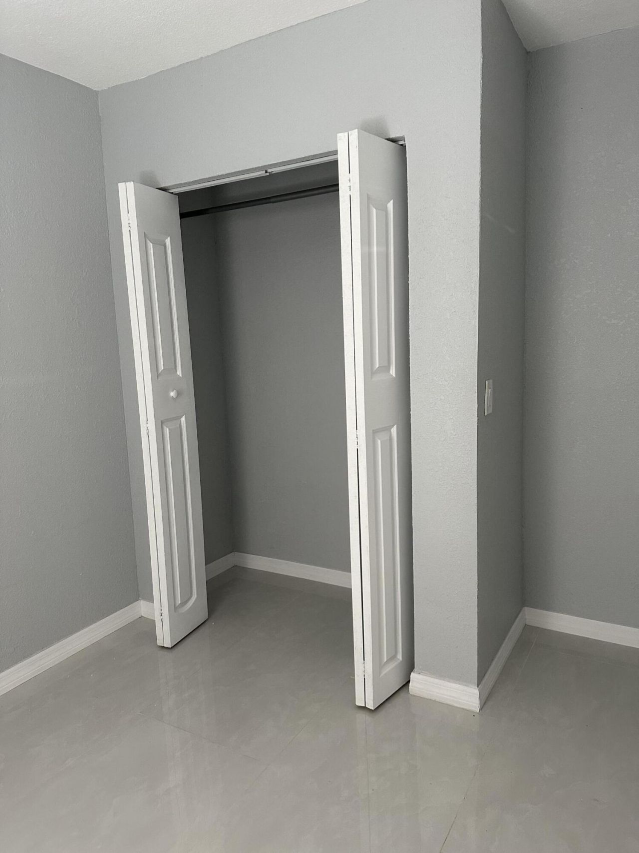 4671 Sunset Lane, Unit 2, West Palm Beach, FL 33415 Photo