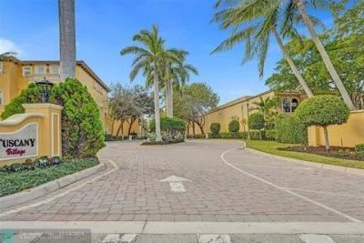 210 NE 69th Circle, Boca Raton, FL 33487 Photo