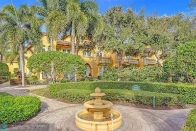 210 NE 69th Circle, Boca Raton, FL 33487 Photo