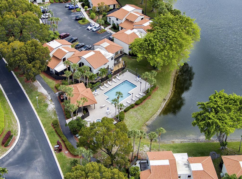 5887 Fox Hollow Drive, Unit E, Boca Raton, FL 33486 Photo