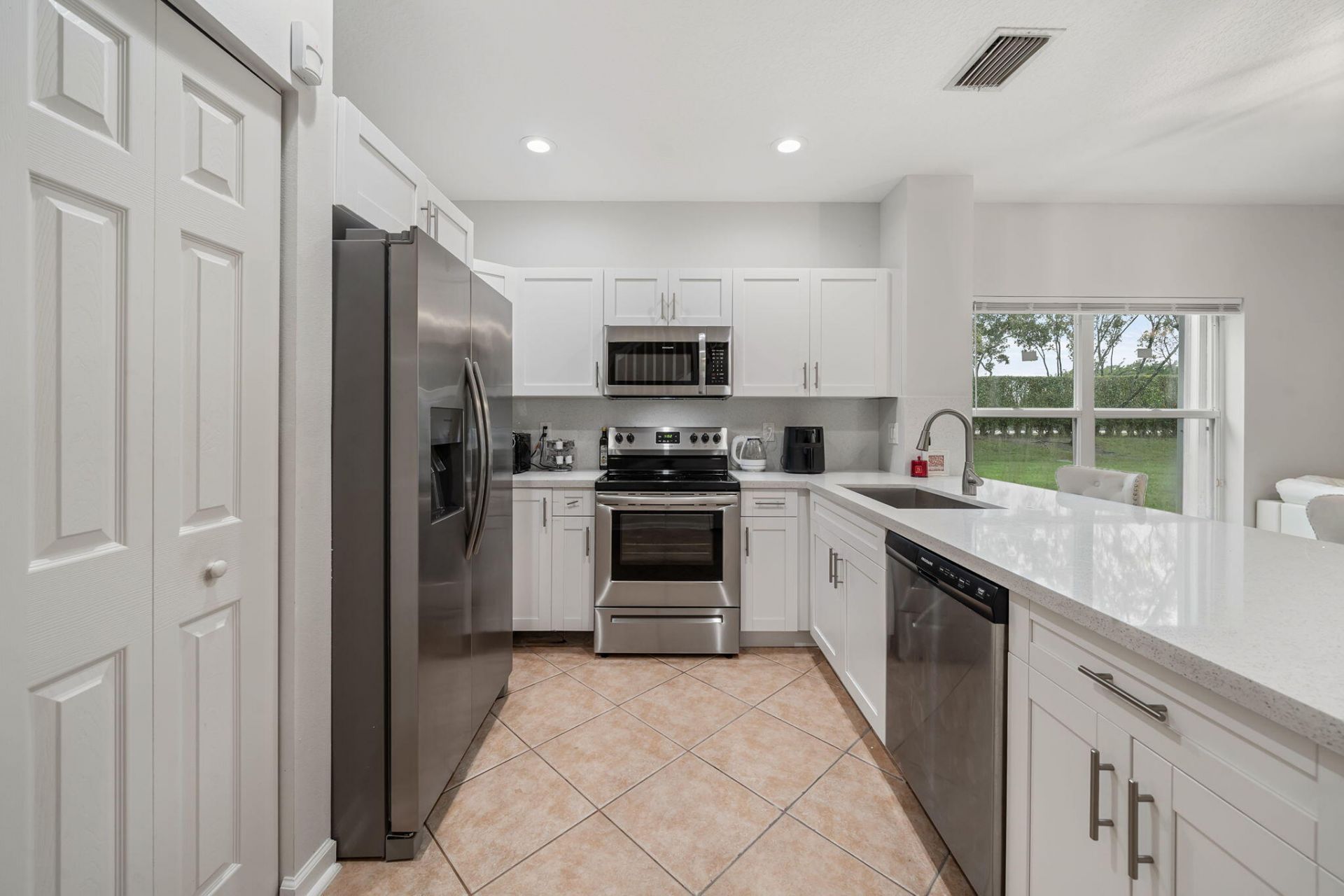 6985 Brook Hollow Road, Lake Worth, FL 33467 Photo