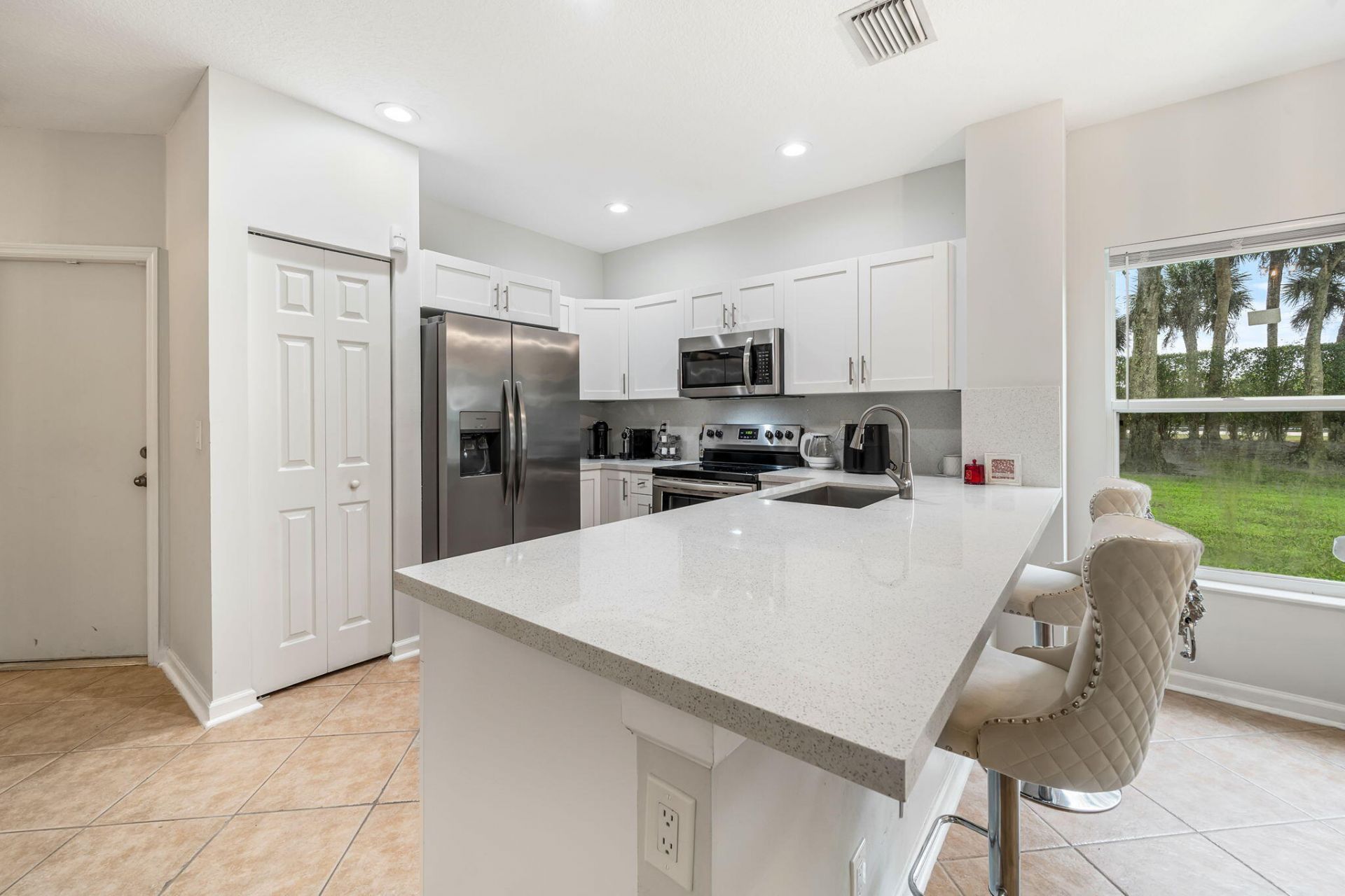 6985 Brook Hollow Road, Lake Worth, FL 33467 Photo