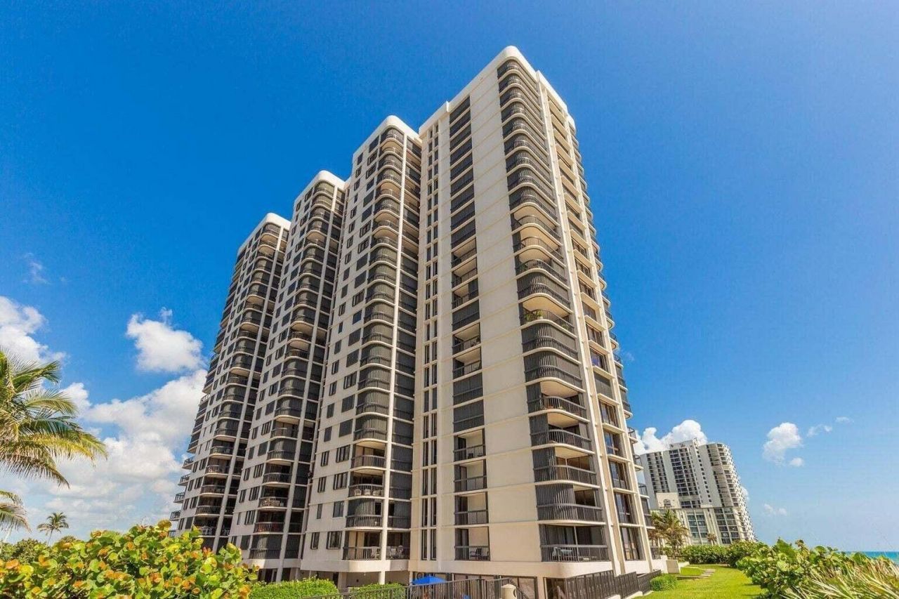 5380 N Ocean Drive, Unit 12a, Singer Island, FL 33404 Photo