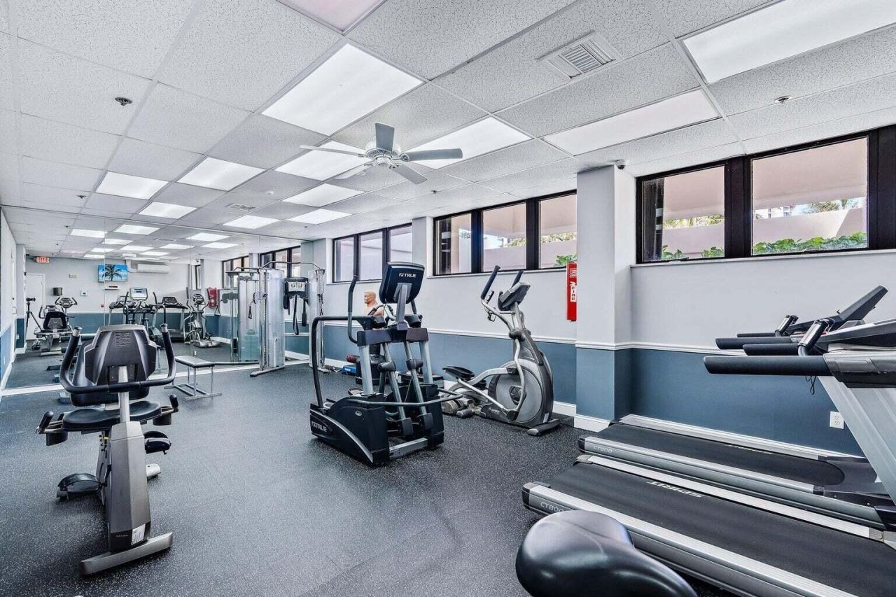 5380 N Ocean Drive, Unit 12a, Singer Island, FL 33404 Photo