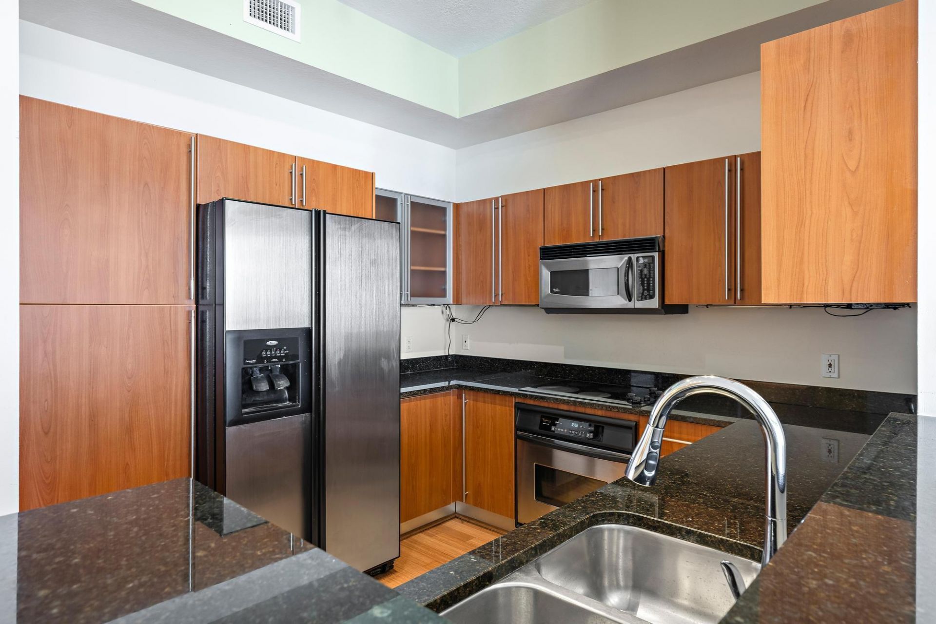 1551 N Flagler Drive, Unit Ph L7, West Palm Beach, FL 33401 Photo