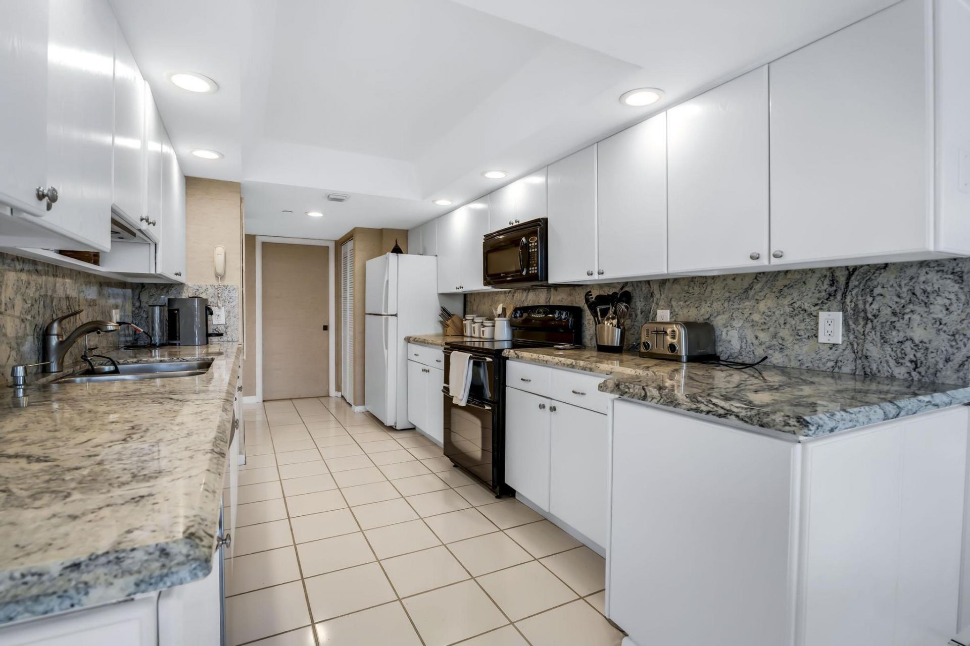 4201 N Ocean Boulevard, Unit 203, Boca Raton, FL 33431 Photo
