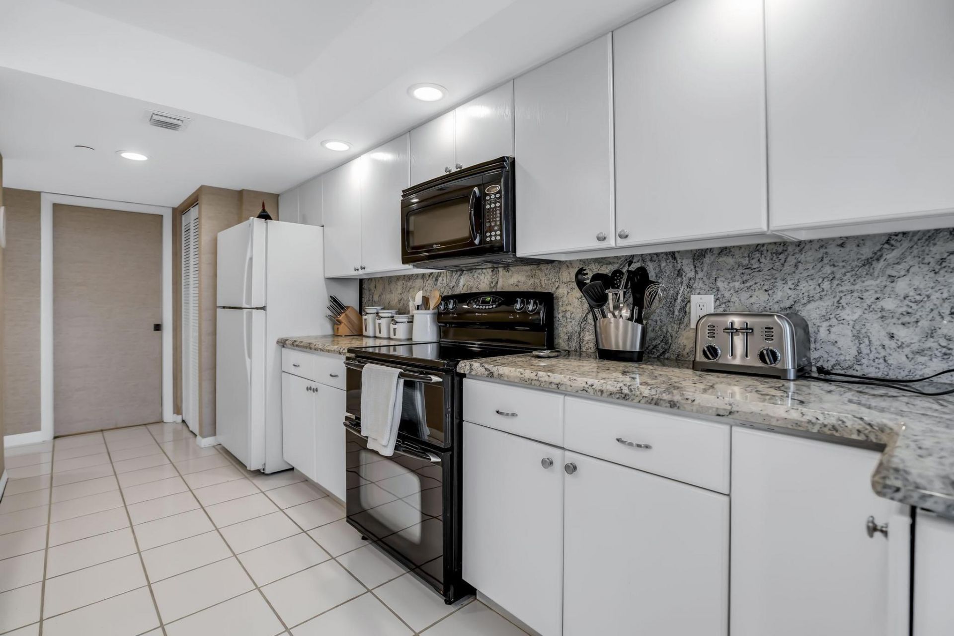4201 N Ocean Boulevard, Unit 203, Boca Raton, FL 33431 Photo