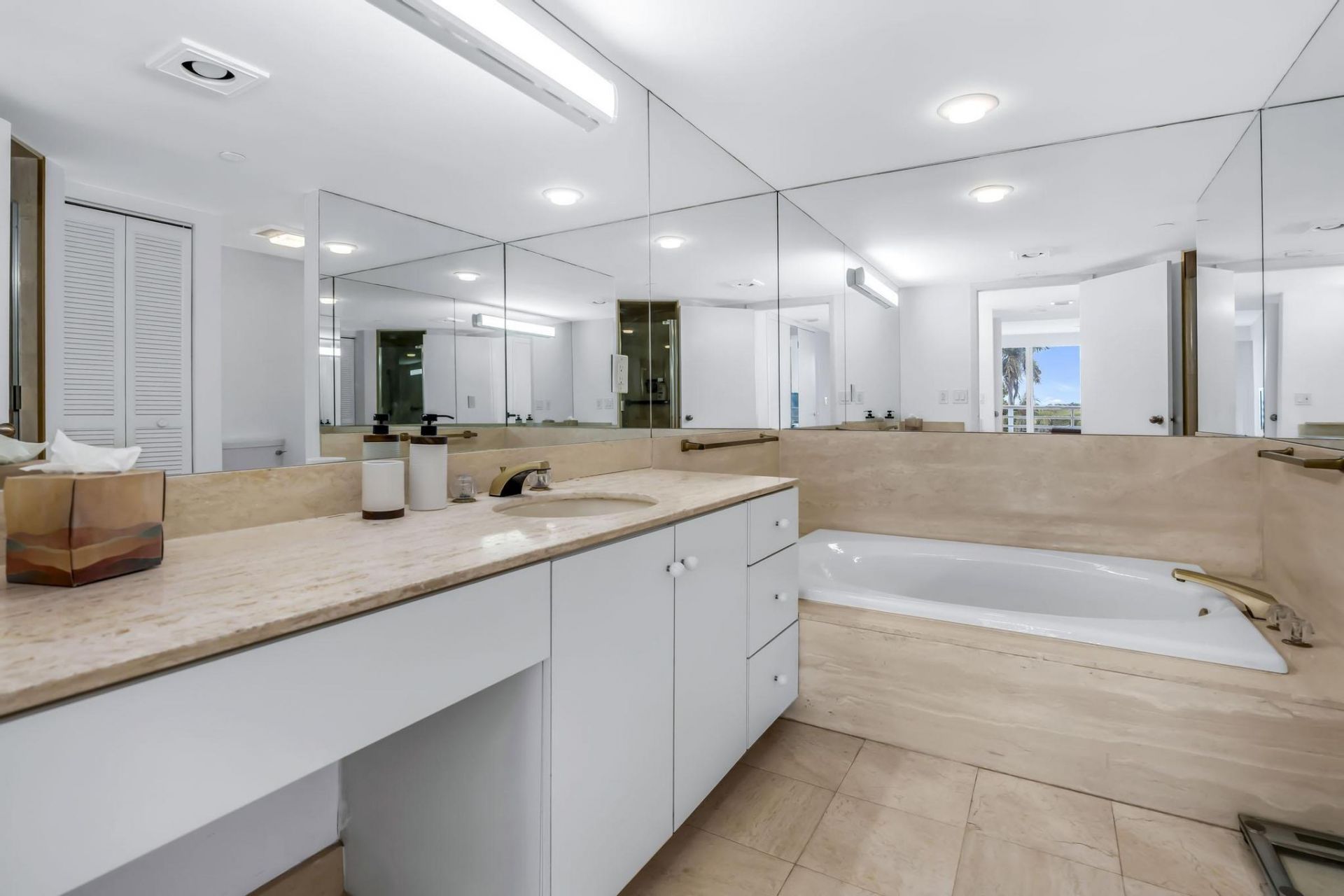 4201 N Ocean Boulevard, Unit 203, Boca Raton, FL 33431 Photo