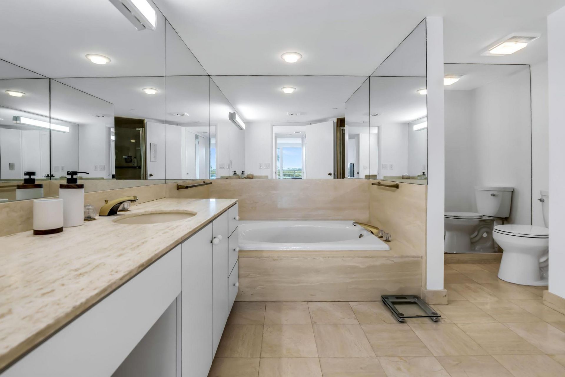 4201 N Ocean Boulevard, Unit 203, Boca Raton, FL 33431 Photo