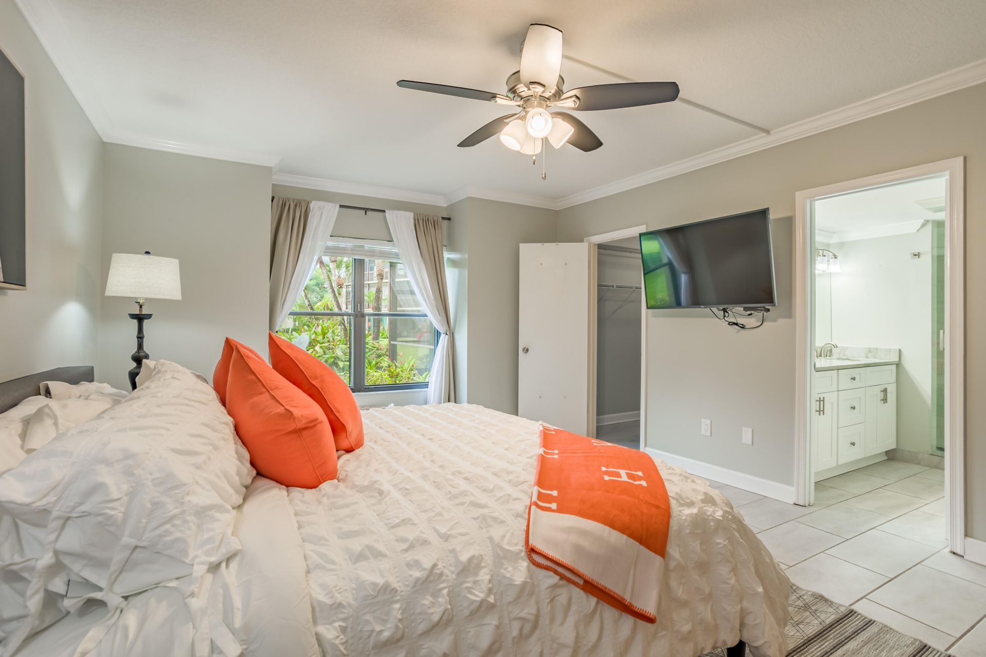 13329 Polo Club Road, Unit 104, Wellington, FL 33414 Photo