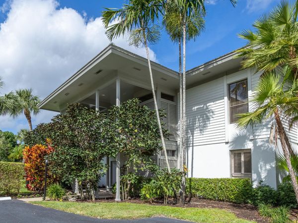 11842 Pebblewood Drive, Unit 201, Wellington, FL 33414