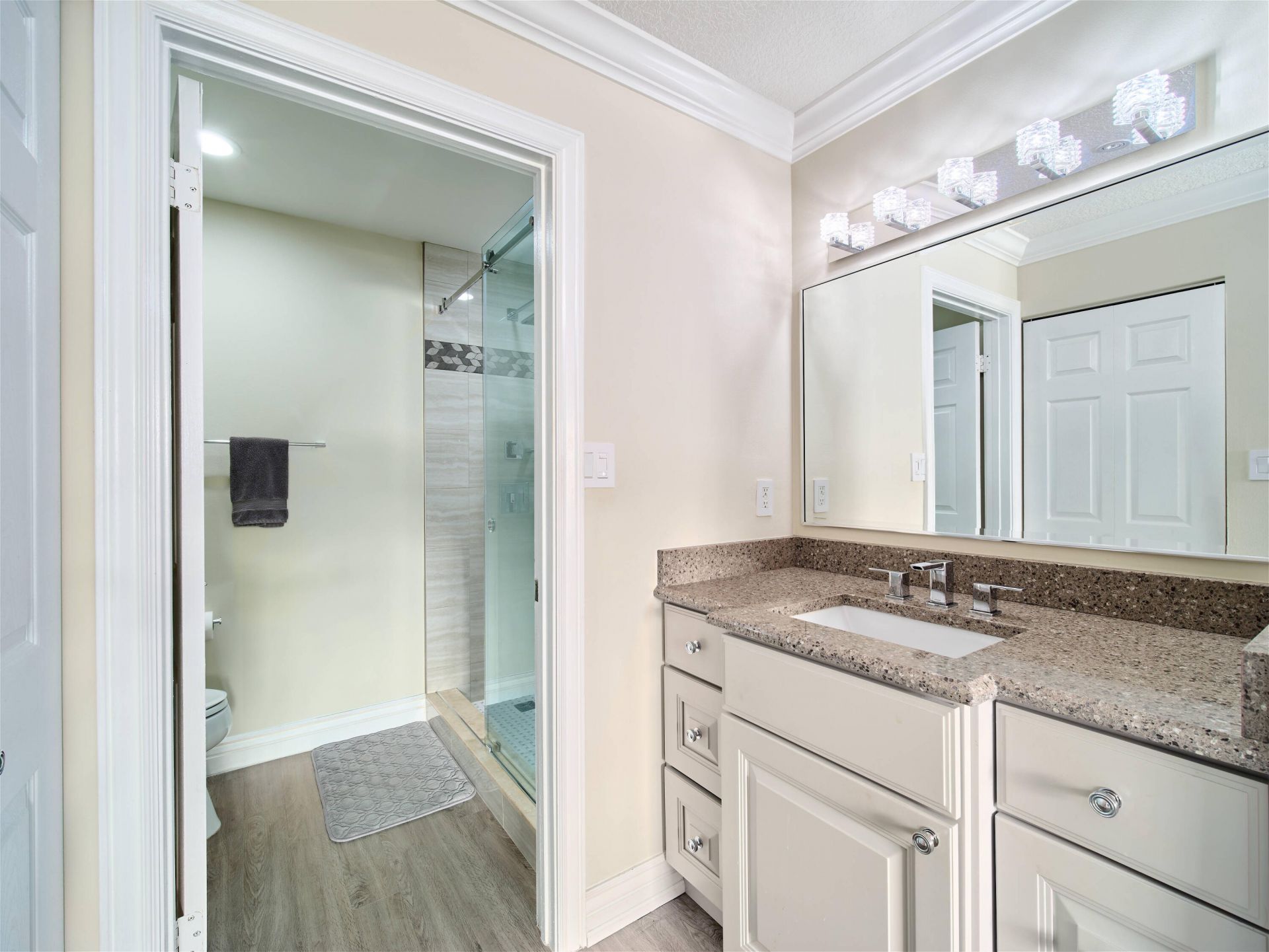 19218 Glenmoor Drive, West Palm Beach, FL 33409 Photo