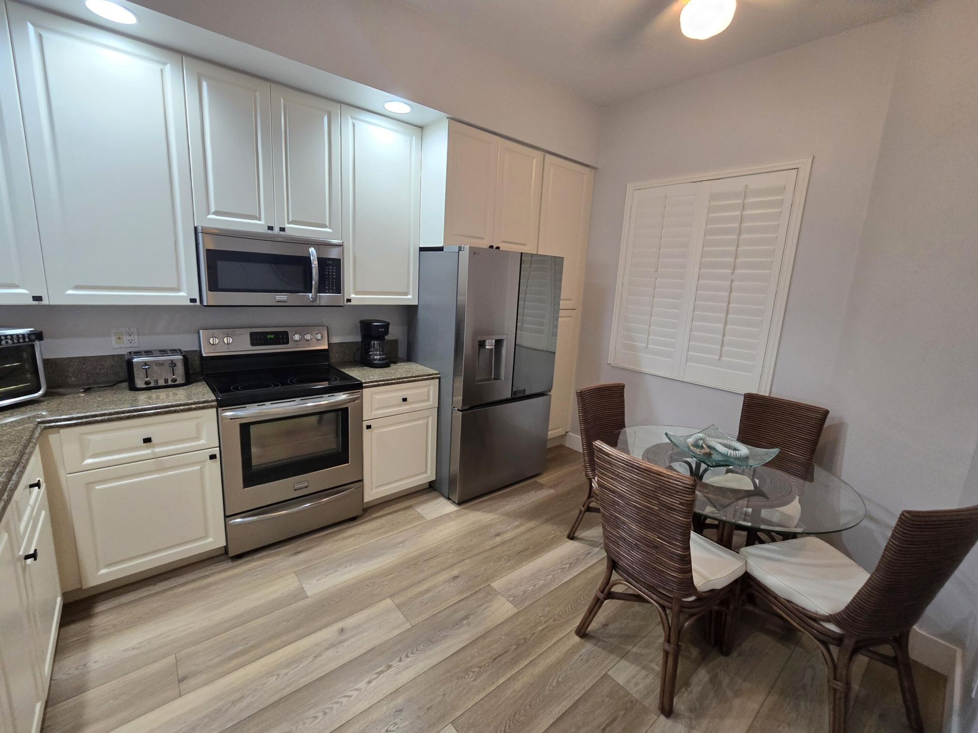 22 Harbour Isle Drive W, Unit 105, Fort Pierce, FL 34949 Photo